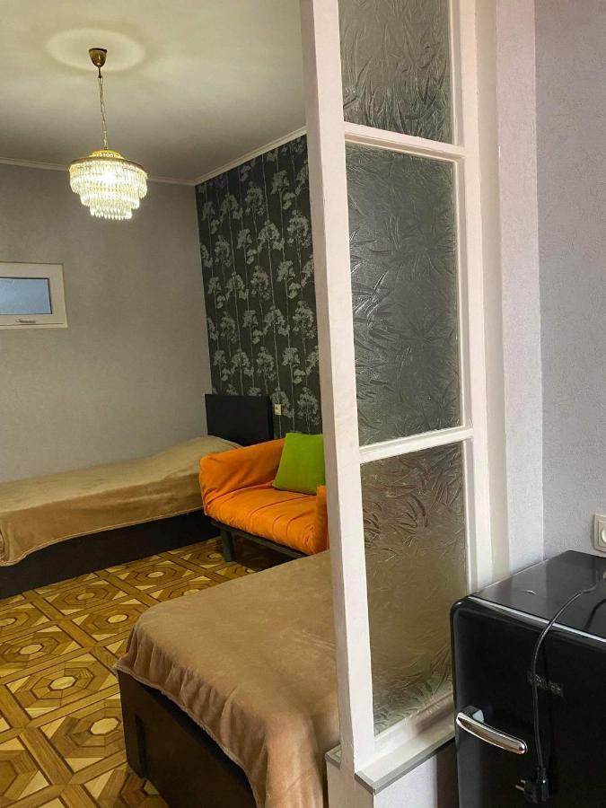 Дом 8 Lägenhet Tbilisi Exteriör bild